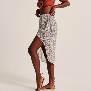 NWT Abercrombie & Fitch Animal Print Sarong Coverup Size Small